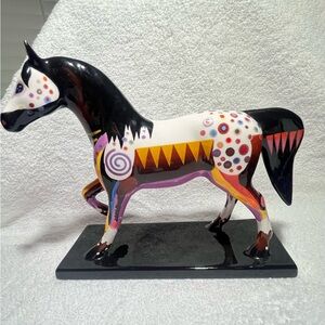 The Trail of Painted Ponies collectible horse figurine named Prairie Horizon.